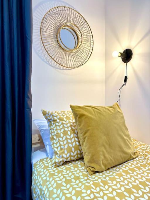 Massive New 8 Bedroom House Sleeps Up To 21 - Accepts Groups - Great Location - Free Parking - Fast Wifi - Smart Tvs - Sleeps Up To 21 People - Close To Bournemouth & Poole Town Centre & Sandbanks Buitenkant foto